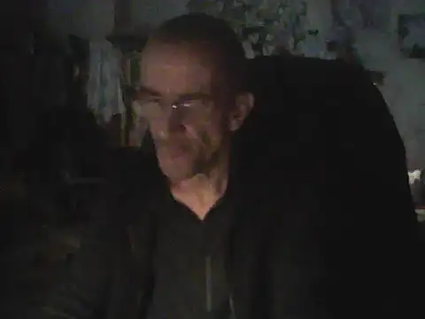 Snapshot of BigBoyOU24 chatting on December 5, 2025, 3:21 pm BigBoyOU24 online show from December 5, 2025, 3:21 pm