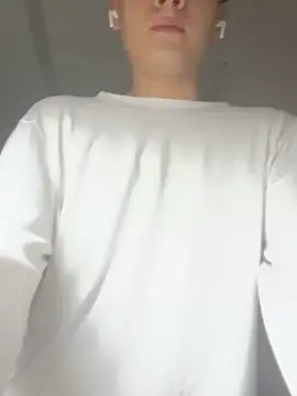 Snapshot of hungspanishtwink chatting on February 22, 2026, 12:02 am hungspanishtwink online show from February 22, 2026, 12:02 am