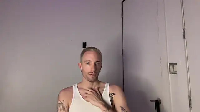 xanderxnyc online show from July 4, 2026, 10:47 pm