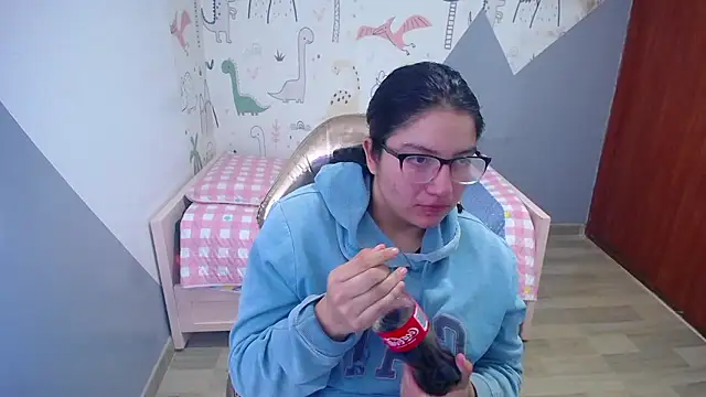 Snapshot of eva_smit_t chatting on January 8, 2026, 2:28 am eva smit t online show from January 8, 2026, 2:28 am