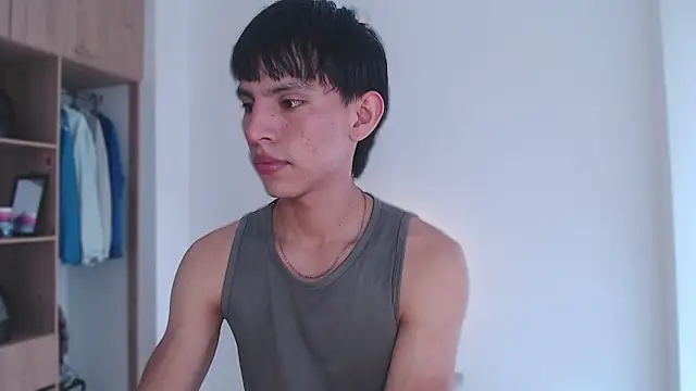 Snapshot of andrew_courtzz chatting on February 11, 2026, 7:36 pm andrew courtzz online show from February 11, 2026, 7:36 pm