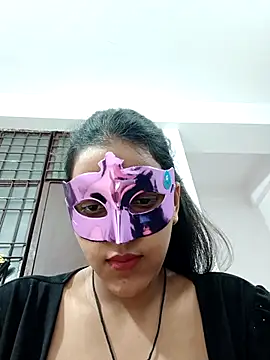 Shivani hotty online show from March 11, 2026, 4:12 pm