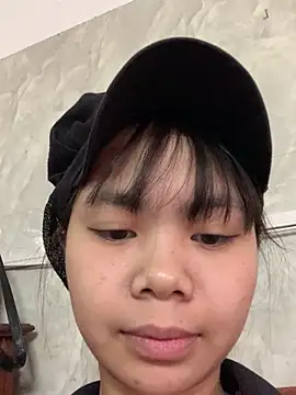 Mon babyy online show from February 10, 2026, 4:22 am