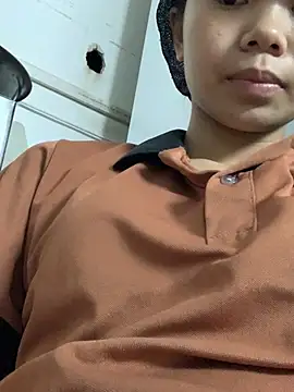 Mon babyy online show from February 25, 2026, 11:21 am