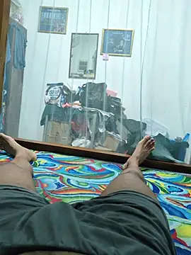 Snapshot of Suranga121 chatting on July 29, 2026, 11:04 pm Suranga121 online show from July 29, 2026, 11:04 pm