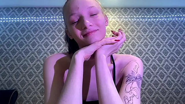 Snapshot of Cleonoth2o chatting on December 19, 2025, 5:59 pm Cleonoth2o online show from December 19, 2025, 5:59 pm