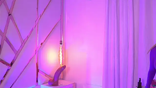 Snapshot of Sophie-velvet chatting on May 3, 2026, 7:50 pm Sophie-velvet online show from May 3, 2026, 7:50 pm