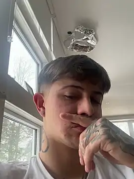 Jason offizell online show from February 8, 2026, 2:04 pm