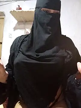 Snapshot of -Batta- chatting on March 1, 2026, 9:59 pm -Batta- online show from March 1, 2026, 9:59 pm