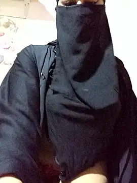 Snapshot of -Batta- chatting on January 17, 2026, 11:58 am -Batta- online show from January 17, 2026, 11:58 am