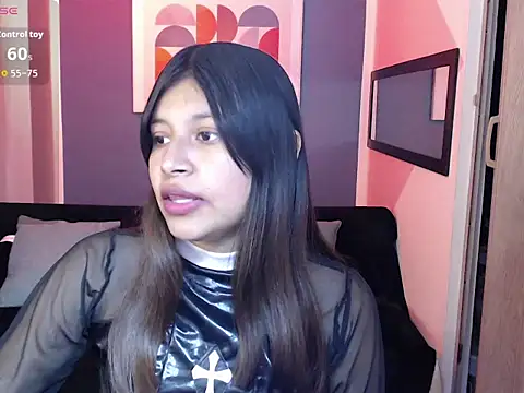 Snapshot of Hannna_Velour chatting on December 16, 2025, 2:10 pm Hannna Velour online show from December 16, 2025, 2:10 pm