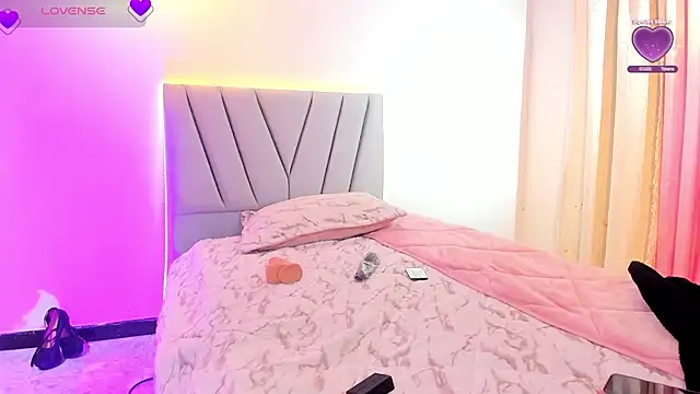 Snapshot of Ambaar5 chatting on February 27, 2026, 12:11 am Ambaar5 online show from February 27, 2026, 12:11 am