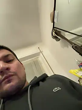 CharlyAlfa22 online show from February 5, 2026, 1:12 am