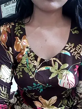 Riya rani8 online show from April 14, 2026, 7:08 pm