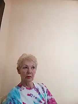Snapshot of Calypso-Loove chatting on April 2, 2026, 12:12 pm Calypso-Loove online show from April 2, 2026, 12:12 pm