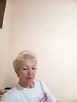 Snapshot of Calypso-Loove chatting on May 8, 2026, 12:53 pm Calypso-Loove online show from May 8, 2026, 12:53 pm