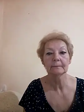 Snapshot of Calypso-Loove chatting on May 13, 2026, 1:29 pm Calypso-Loove online show from May 13, 2026, 1:29 pm