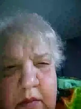 Snapshot of HapinessLovee chatting on January 18, 2026, 6:00 pm HapinessLovee online show from January 18, 2026, 6:00 pm