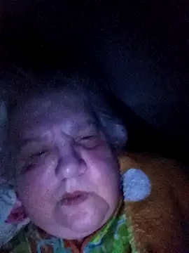 HapinessLovee online show from April 8, 2026, 12:34 am