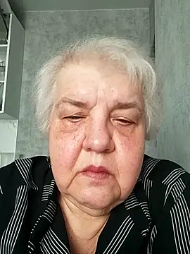 HapinessLovee online show from May 19, 2026, 8:32 am