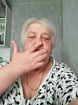 HapinessLovee online show from May 16, 2026, 10:25 am