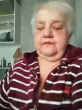 HapinessLovee online show from April 30, 2026, 7:59 am