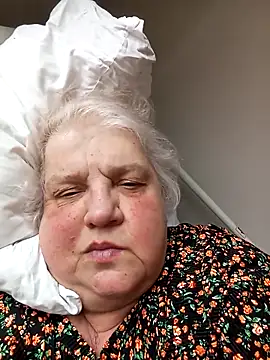 HapinessLovee online show from March 31, 2026, 7:10 am