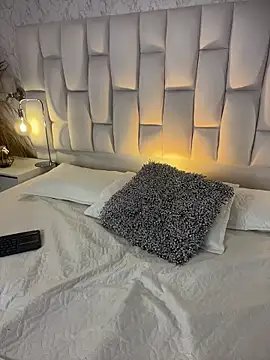 LissaBaker online show from February 11, 2026, 10:04 am