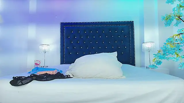 Snapshot of Velora_nigth chatting on January 7, 2026, 11:15 am Velora nigth online show from January 7, 2026, 11:15 am