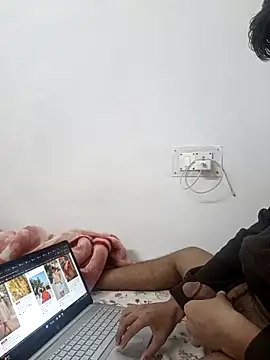 Snapshot of Bigdickboy2406 chatting on December 15, 2025, 6:14 pm Bigdickboy2406 online show from December 15, 2025, 6:14 pm