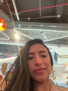 AlinaArgii online show from August 3, 2026, 6:47 pm