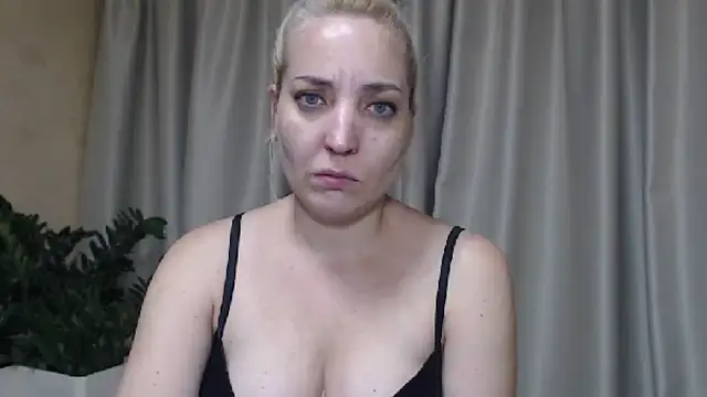 sweetpussy online show from September 10, 2025, 2:49 pm