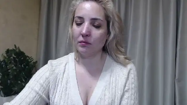 sweetpussy online show from February 4, 2026, 4:24 pm