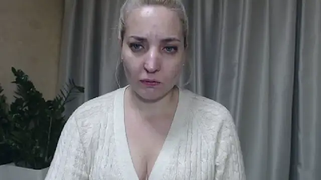 sweetpussy online show from October 11, 2025, 3:35 pm