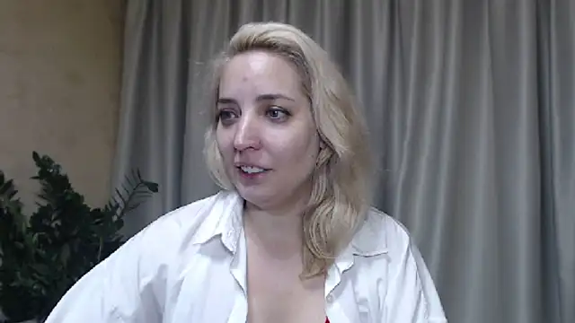 sweetpussy online show from October 9, 2025, 2:17 pm