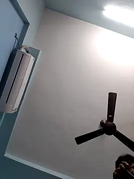 Snapshot of yoursbiswa chatting on December 17, 2025, 7:41 pm yoursbiswa online show from December 17, 2025, 7:41 pm