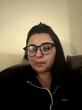 Wild Busty Niyah XX online show from January 5, 2026, 10:02 pm