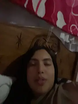 Snapshot of _Laurentt_ chatting on January 12, 2026, 1:56 am Laurentt online show from January 12, 2026, 1:56 am