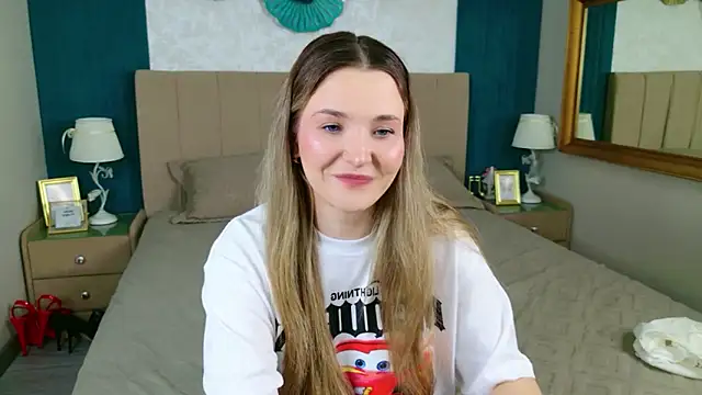 Snapshot of Lina_Sinerz chatting on February 14, 2026, 8:31 pm Lina Sinerz online show from February 14, 2026, 8:31 pm