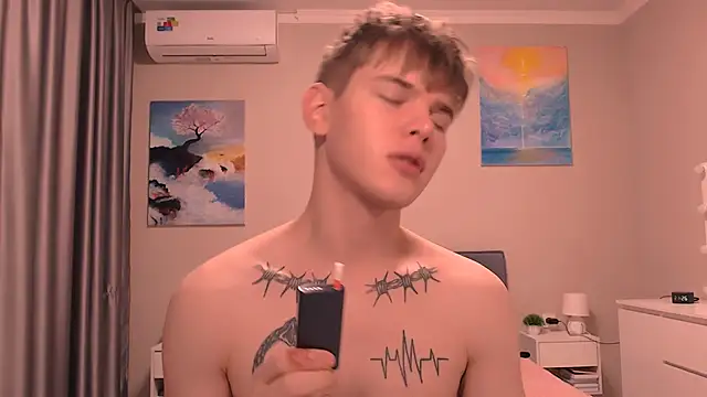 Snapshot of Fredd_Xanders chatting on December 20, 2025, 5:27 pm Fredd Xanders online show from December 20, 2025, 5:27 pm