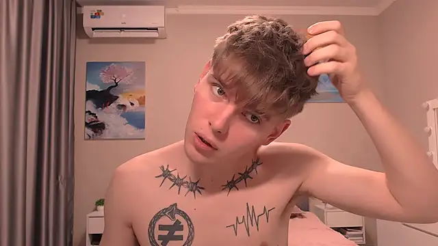 Snapshot of Fredd_Xanders chatting on December 16, 2025, 6:56 pm Fredd Xanders online show from December 16, 2025, 6:56 pm