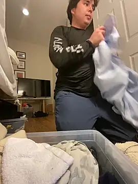 Snapshot of phantom898983 chatting on December 21, 2025, 6:26 am phantom898983 online show from December 21, 2025, 6:26 am