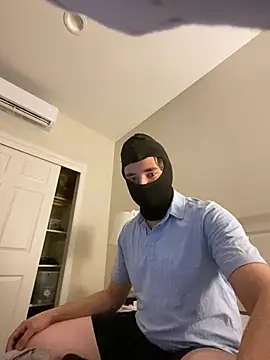 Snapshot of phantom898983 chatting on February 6, 2026, 8:32 am phantom898983 online show from February 6, 2026, 8:32 am