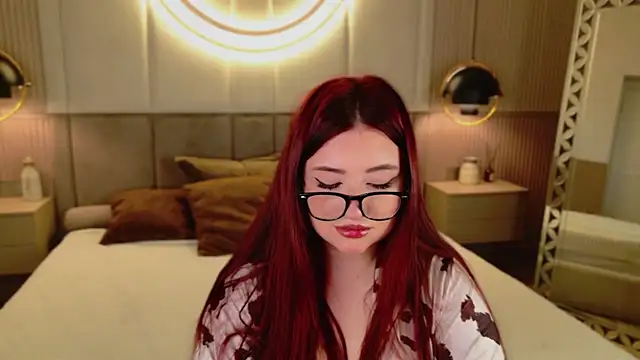 Snapshot of DakotaSecret chatting on May 6, 2026, 10:41 am DakotaSecret online show from May 6, 2026, 10:41 am