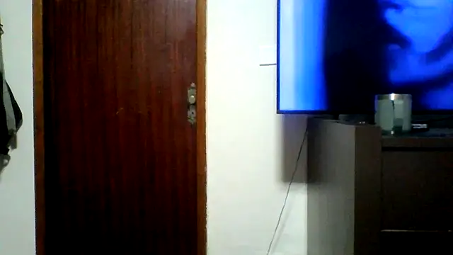 Snapshot of laysfregd2025 chatting on December 17, 2025, 2:49 am laysfregd2025 online show from December 17, 2025, 2:49 am