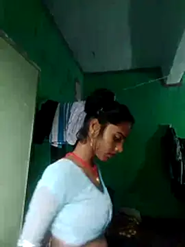 Snapshot of kami_sexe chatting on July 7, 2026, 9:02 am kami sexe online show from July 7, 2026, 9:02 am