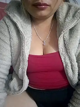 Snapshot of su-kem2 chatting on December 15, 2025, 5:52 pm su-kem2 online show from December 15, 2025, 5:52 pm