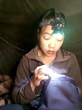 Snapshot of anna-can chatting on March 6, 2026, 5:02 am anna-can online show from March 6, 2026, 5:02 am