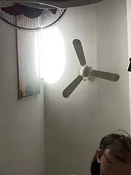 Snapshot of Hello_honey chatting on May 8, 2026, 4:44 pm Hello honey online show from May 8, 2026, 4:44 pm