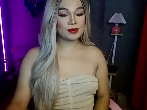 Snapshot of shadow-goddess chatting on December 16, 2025, 6:39 am shadow-goddess online show from December 16, 2025, 6:39 am